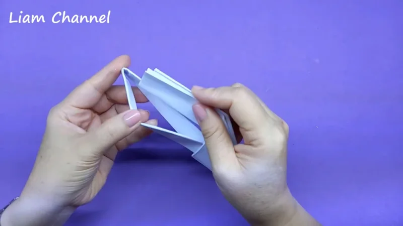 cách gấp súng bằng giấy bước 8