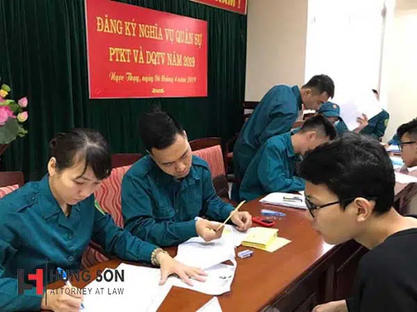 Xin giấy di chuyển nghĩa vụ quân sự tại Ban chỉ huy phường/xã nơi cư trú